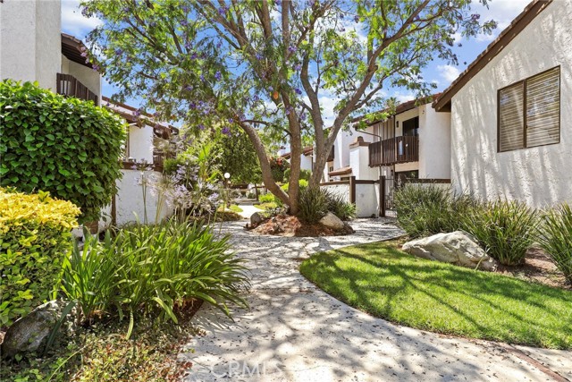 Detail Gallery Image 19 of 24 For 21535 Erwin St #131,  Woodland Hills,  CA 91367 - 2 Beds | 2 Baths
