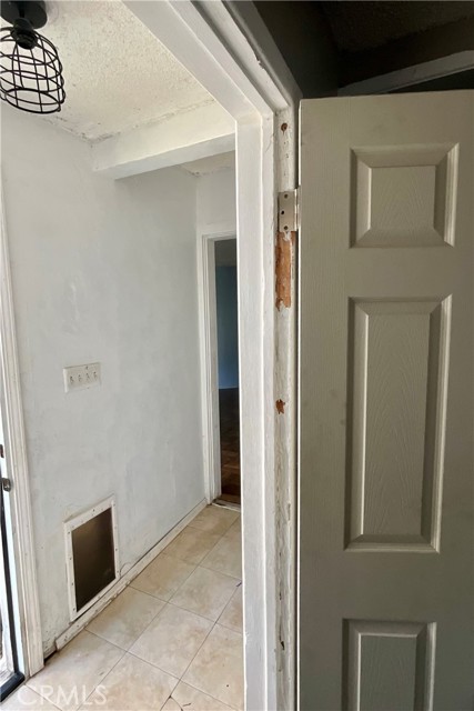 Detail Gallery Image 19 of 20 For 3270 Easy St, San Diego,  CA 92105 - 3 Beds | 2 Baths
