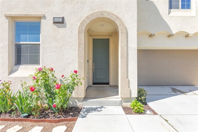 Detail Gallery Image 8 of 45 For 24263 Lilac Ln, Lake Elsinore,  CA 92532 - 4 Beds | 2/1 Baths
