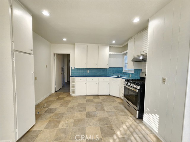 12811 Oaks Avenue, Chino, CA, 91710 12811 Oaks Avenue, Chino, CA, 91710
