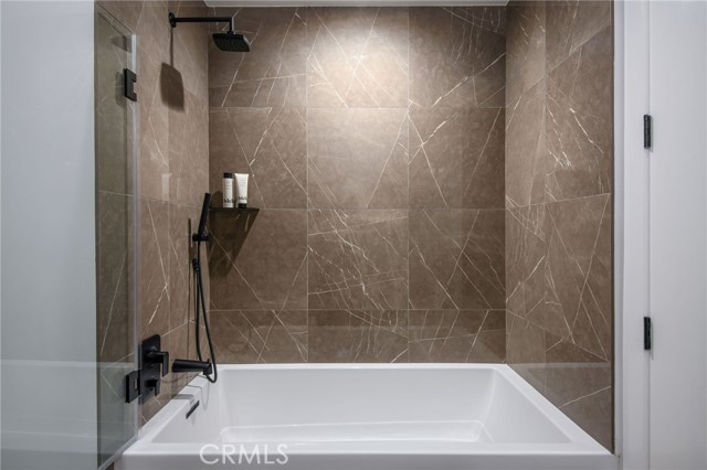 Detail Gallery Image 17 of 19 For 118 Astronaut Ellison S Onizuka Street #504,  Los Angeles,  CA 90012 - 1 Beds | 1 Baths