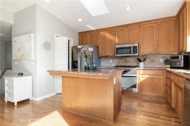 Detail Gallery Image 8 of 30 For 410 Island St, Morro Bay,  CA 93442 - 3 Beds | 2/1 Baths