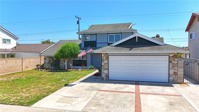 Detail Gallery Image 2 of 52 For 10312 Melric Ave, Westminster,  CA 92683 - 5 Beds | 3 Baths