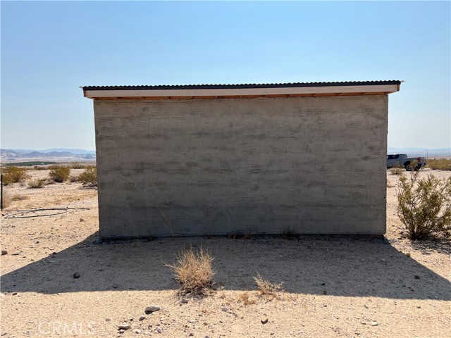 Detail Gallery Image 4 of 5 For 660 W Highnoon, Twentynine Palms,  CA 92277 - 0 Beds | 0 Baths