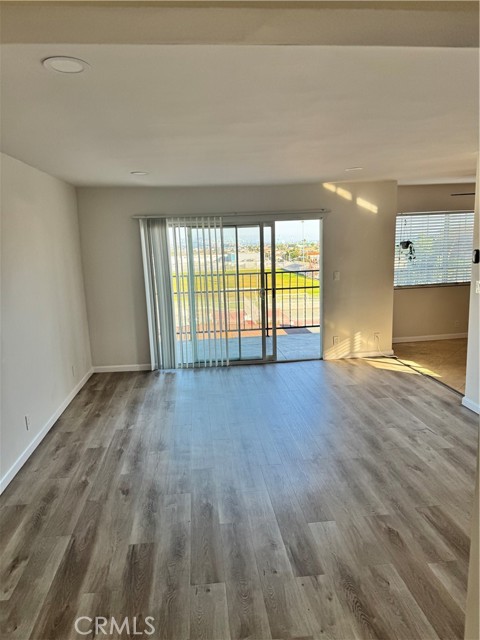 Detail Gallery Image 8 of 16 For 1221 S Meyler, San Pedro,  CA 90731 - 2 Beds | 2 Baths