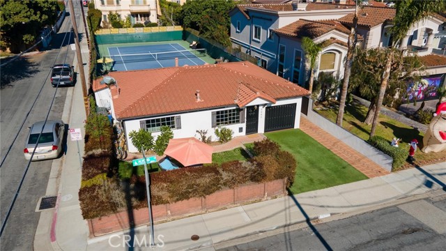 2401 Alvord Lane, Redondo Beach, California 90278, 2 Bedrooms Bedrooms, ,2 BathroomsBathrooms,Residential,For Sale,Alvord,SB24242686