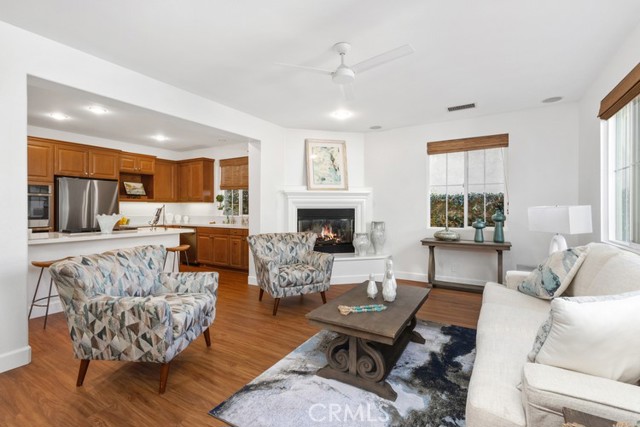 Detail Gallery Image 31 of 37 For 309 Flint Ave, Long Beach,  CA 90814 - 4 Beds | 2/1 Baths