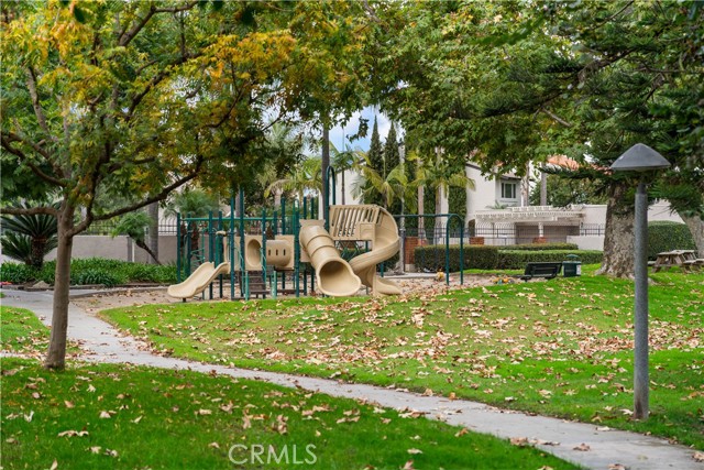 456 Vista Roma, Newport Beach CA: https://media.crmls.org/medias/74869a9d-2af6-4441-8cae-ccc44e00af4b.jpg