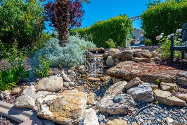 Detail Gallery Image 6 of 56 For 1040 Par Ave, Paso Robles,  CA 93446 - 3 Beds | 2/1 Baths