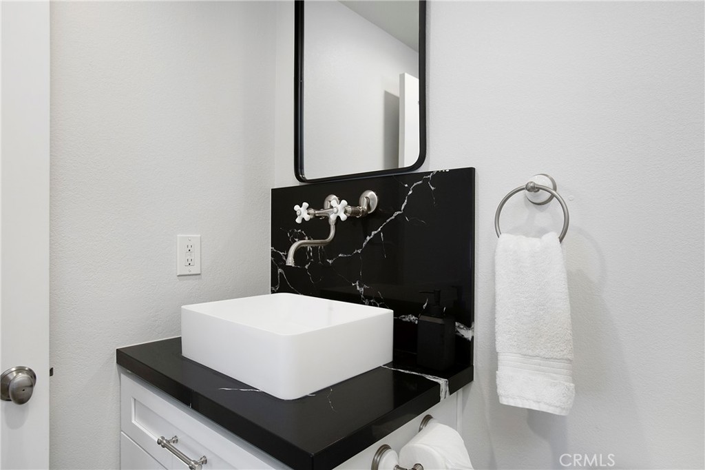 MLS #OC25163421 img 25