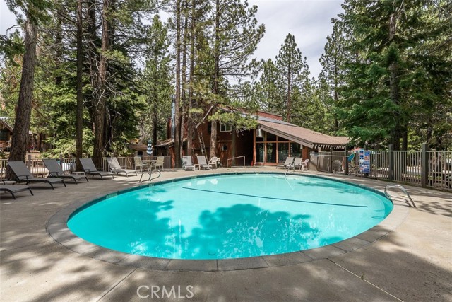 152 Viewpoint Road, Mammoth Lakes CA: https://media.crmls.org/medias/7487789f-fb2c-4f69-9f98-f177a85fede5.jpg