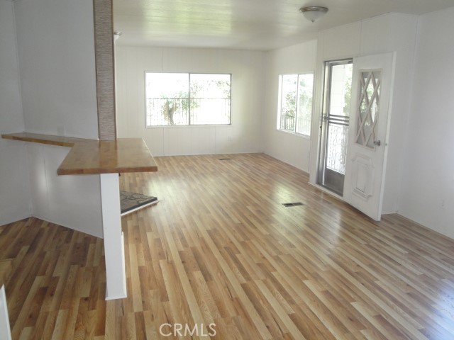 Detail Gallery Image 3 of 34 For 567 Silver Leaf Dr, Oroville,  CA 95966 - 2 Beds | 2 Baths