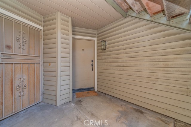 Image 23 of 33 For 63 Carriage Way 239