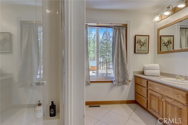 Detail Gallery Image 70 of 75 For 125 Starvation Flats Rd, Big Bear Lake,  CA 92315 - 4 Beds | 5/1 Baths