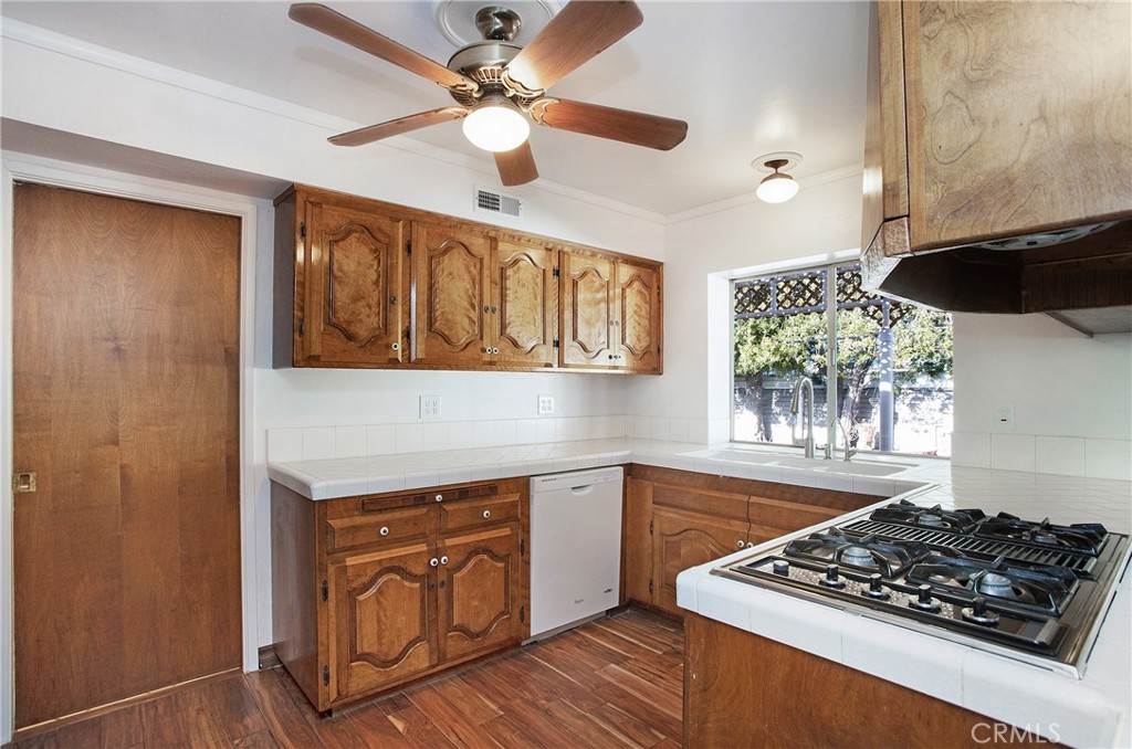 MLS #OC26096265 image #13