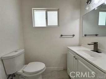 Detail Gallery Image 7 of 10 For 1705 E 111th Pl, Los Angeles,  CA 90059 - 3 Beds | 2 Baths