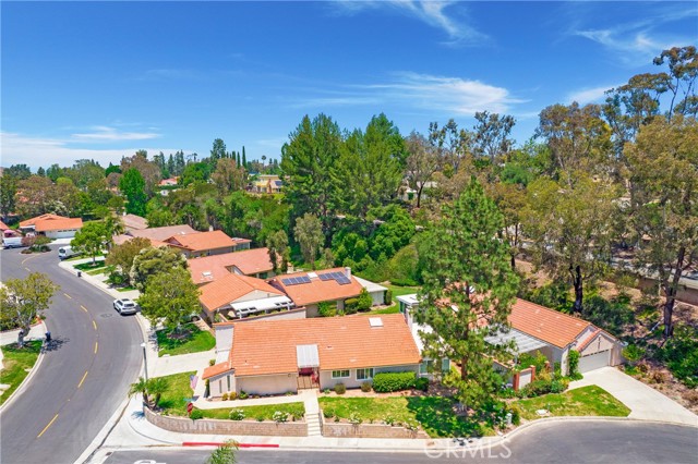 5185 Duenas, Laguna Woods CA: https://media.crmls.org/medias/748a4882-d3b6-4f41-862c-87d9aec46703.jpg