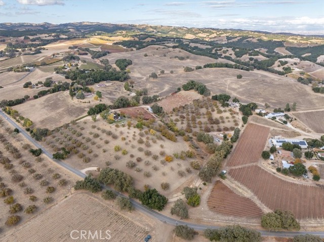 Detail Gallery Image 8 of 51 For 4350 Vineyard Dr, Paso Robles,  CA 93446 - 4 Beds | 3/1 Baths