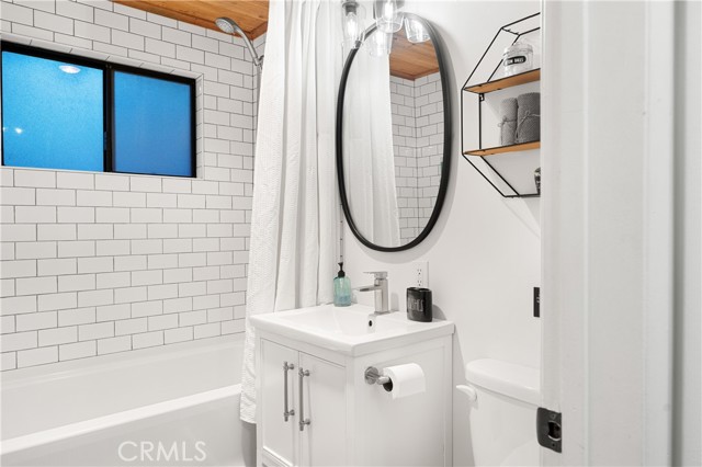 Detail Gallery Image 20 of 38 For 42540 Cedar Ave, Big Bear Lake,  CA 92315 - 2 Beds | 1 Baths