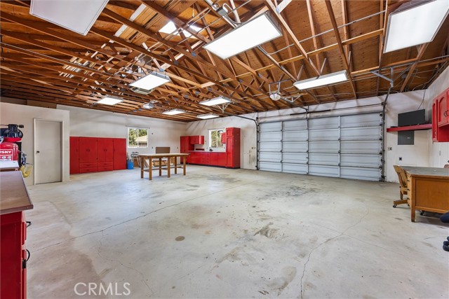 Detail Gallery Image 5 of 43 For 1519 Old Stage St, Bakersfield,  CA 93312 - 4 Beds | 2/1 Baths