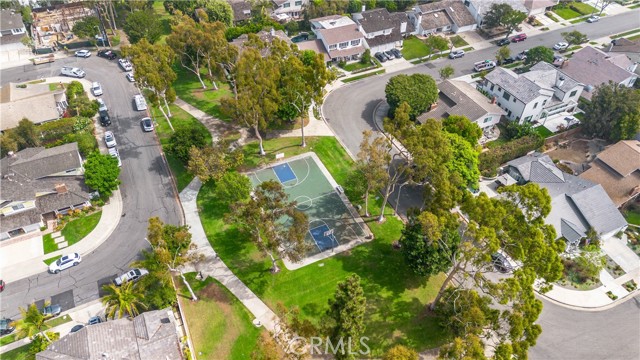 Detail Gallery Image 71 of 75 For 1714 Newport Hills Dr, Newport Beach,  CA 92660 - 5 Beds | 5/1 Baths