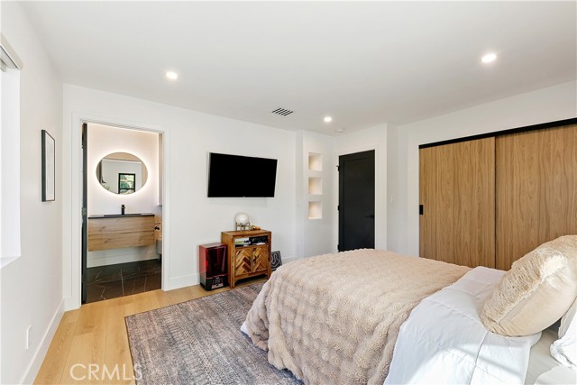 Detail Gallery Image 59 of 75 For 22269 Avenue San Luis, Woodland Hills,  CA 91364 - 5 Beds | 5/1 Baths