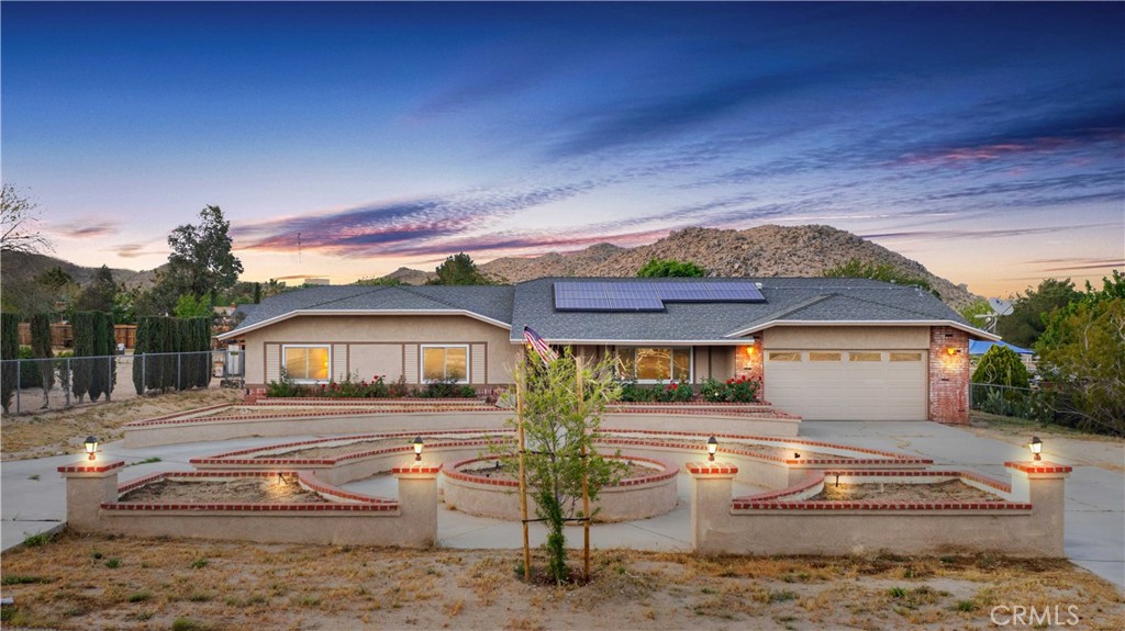 16445 Stagecoach Avenue, Lake Los Angeles, CA 93591