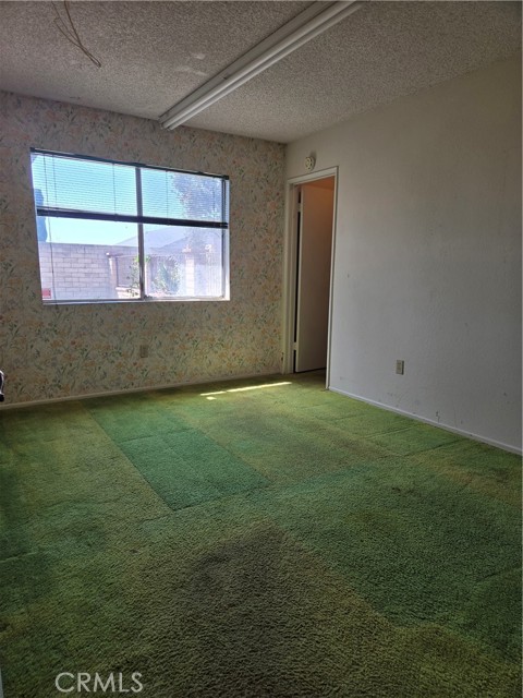 Detail Gallery Image 7 of 10 For 13877 Shablow Ave, Sylmar,  CA 91342 - 3 Beds | 2 Baths