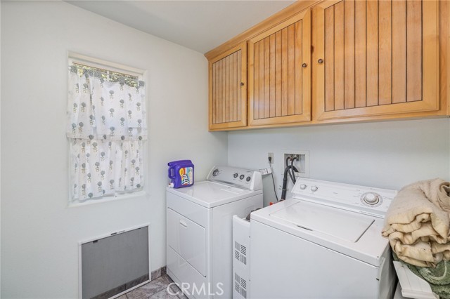 45544 Pine River Road, Ahwahnee CA: https://media.crmls.org/medias/748ce525-71c7-4a03-a341-be8250bdf25c.jpg