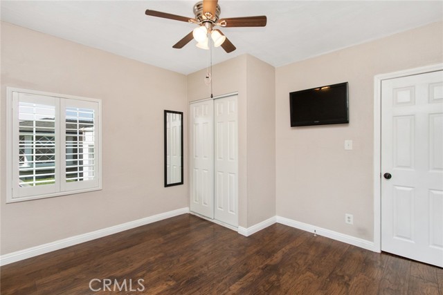 235 E Central Avenue, Monrovia CA: https://media.crmls.org/medias/748d4cf6-88a5-4a15-8359-137c8a5eef0e.jpg