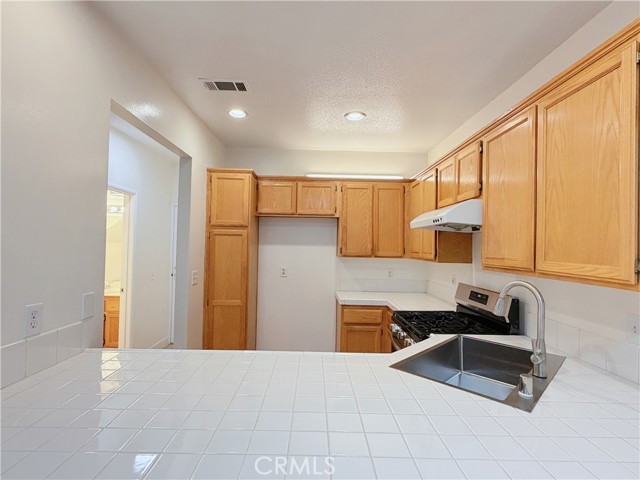 Detail Gallery Image 2 of 21 For 316 Torito Ln, Diamond Bar,  CA 91765 - 3 Beds | 2/1 Baths