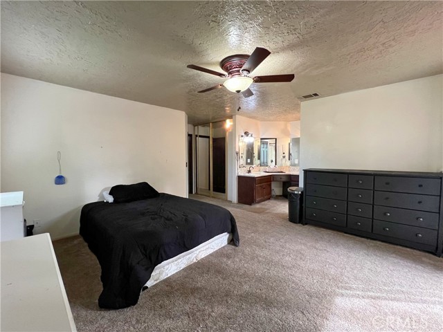 Detail Gallery Image 29 of 44 For 8323 Peach Ave, Hesperia,  CA 92345 - 4 Beds | 2/1 Baths