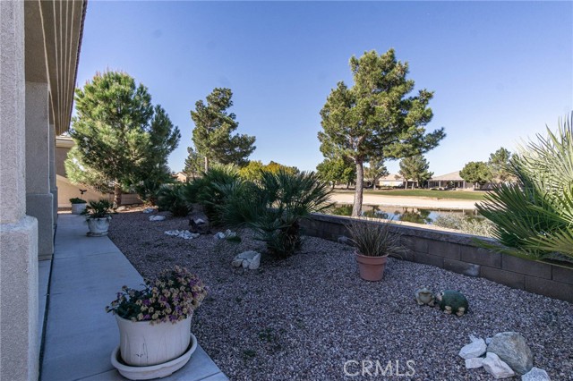 Detail Gallery Image 35 of 40 For 19442 Royal Oaks Rd, Apple Valley,  CA 92308 - 2 Beds | 2 Baths