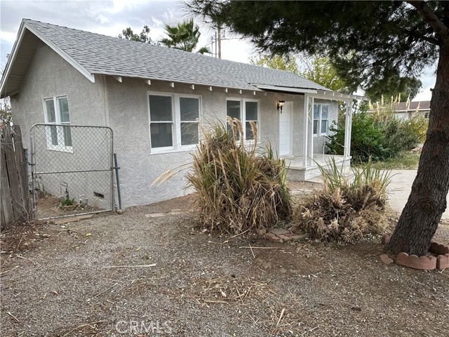 Detail Gallery Image 5 of 22 For 1574 W Lincoln St, Banning,  CA 92220 - 2 Beds | 1 Baths