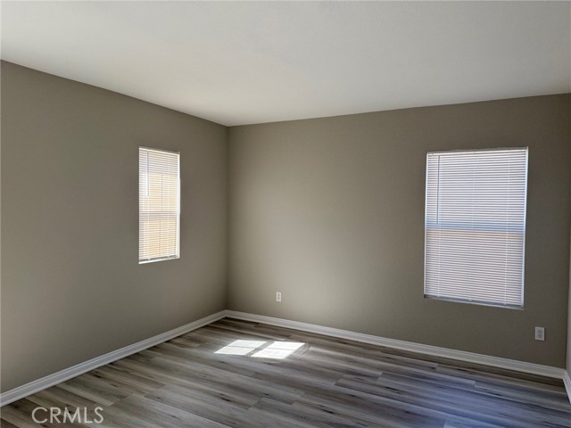 Detail Gallery Image 32 of 36 For 4547 Nicole Way, Riverside,  CA 92501 - 5 Beds | 3/1 Baths