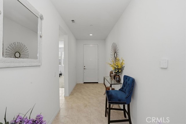 Detail Gallery Image 8 of 73 For 4618 S Tesoro Privado, Ontario,  CA 91761 - 2 Beds | 2 Baths