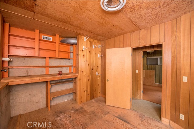 24 Fredalba, Running Springs, CA 92382