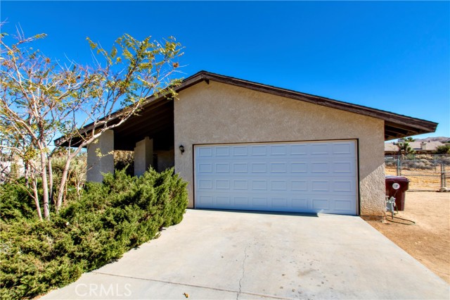 Detail Gallery Image 5 of 35 For 7385 La Habra Ave, Yucca Valley,  CA 92284 - 3 Beds | 2 Baths