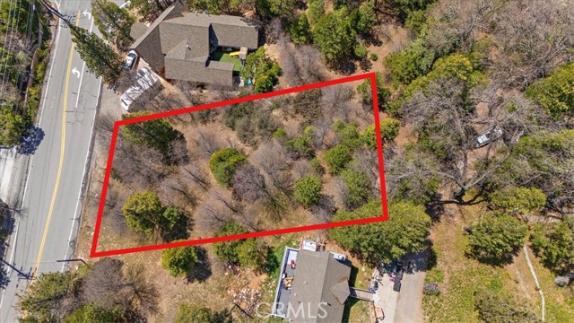 27488 N Bay Road, Lake Arrowhead CA: https://media.crmls.org/medias/74925e13-05df-4438-a0df-4d3b64bdb1ec.jpg