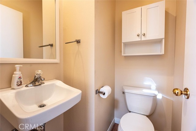 Detail Gallery Image 12 of 42 For 27807 Crown Court Cir #3,  Valencia,  CA 91354 - 3 Beds | 2/1 Baths