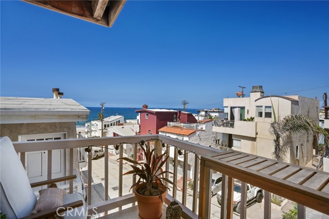 Unit 202 (Top unit) - Balcony View