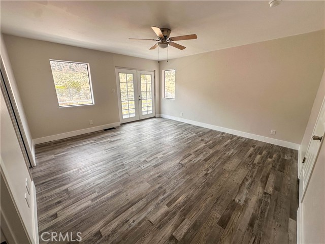 Image 21 of 37 For 4921 Bella Vista Drive