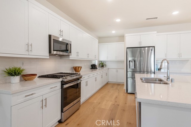 4835 S Cora Way, Ontario CA: https://media.crmls.org/medias/7493fab0-9995-4f91-9793-64d3d59ea40a.jpg