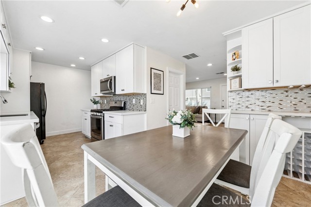 Detail Gallery Image 6 of 41 For 17653 Brittany Lane #91,  Huntington Beach,  CA 92647 - 3 Beds | 1/1 Baths