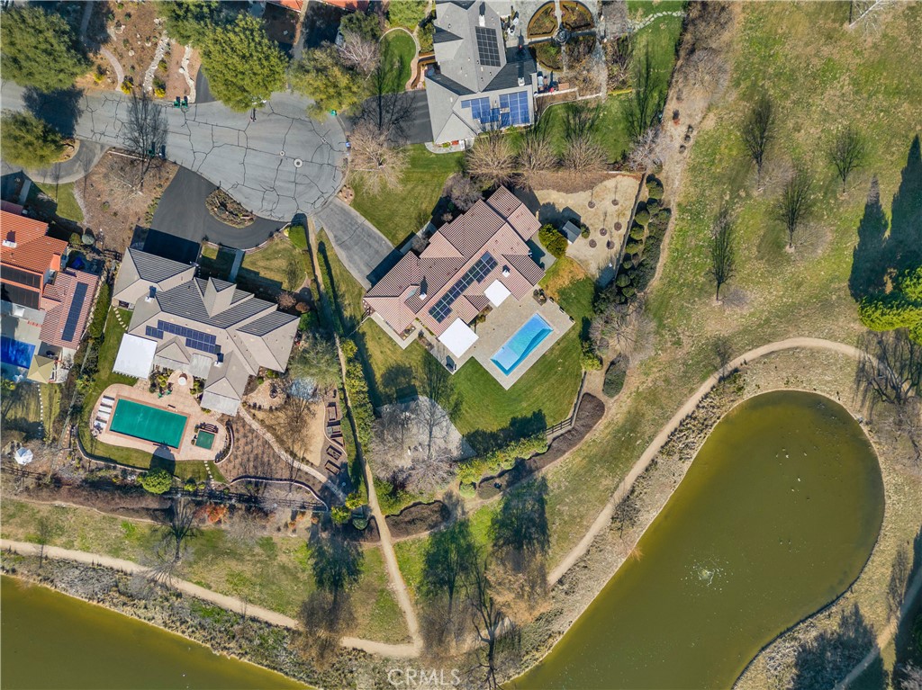 https://media.crmls.org/medias/7494b138-66a2-4006-aae4-9c6d9a693534.jpg?preset=X-Large