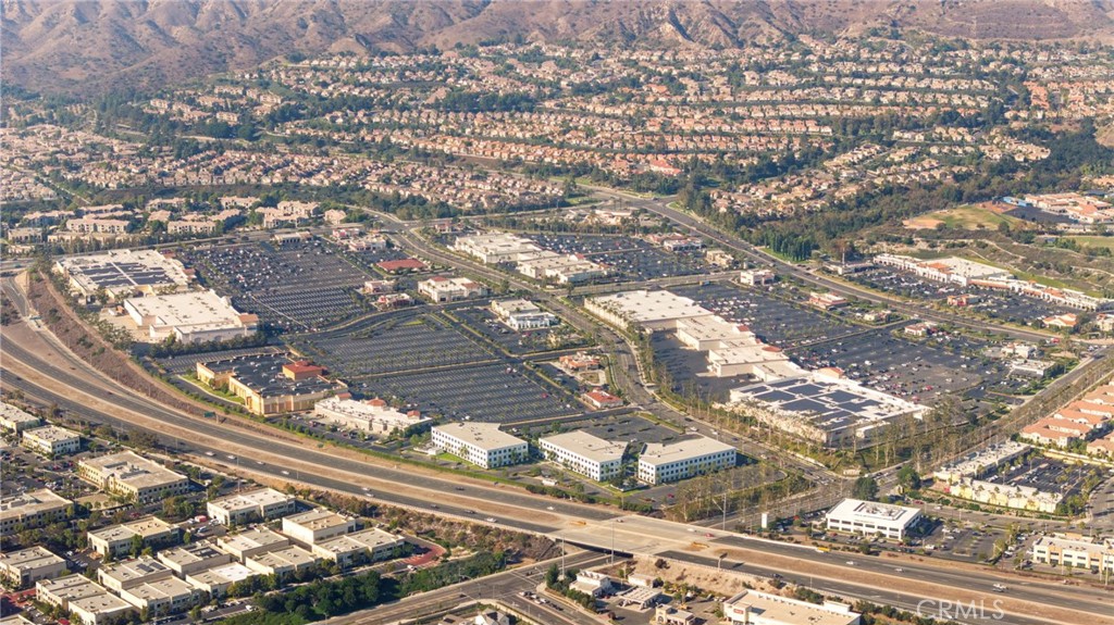 MLS #OC25239001 image #74