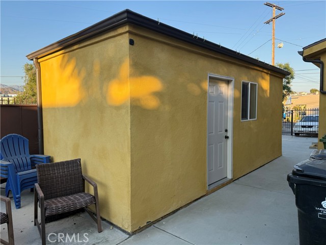 Detail Gallery Image 13 of 13 For 10845 Vinedale St, Sun Valley,  CA 91352 - 6 Beds | 4 Baths