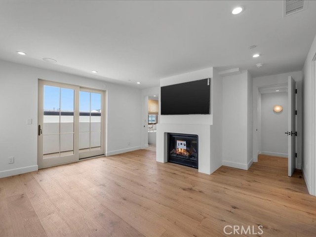 Detail Gallery Image 24 of 61 For 505 Bayview Dr, Manhattan Beach,  CA 90266 - 3 Beds | 3/1 Baths