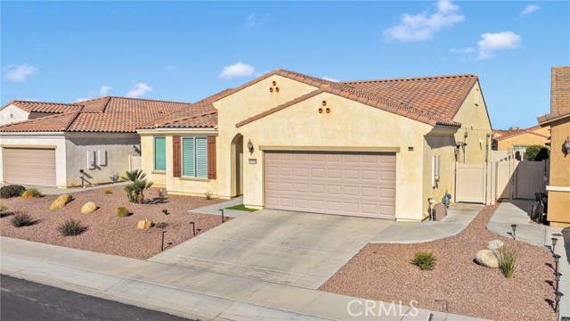 Detail Gallery Image 3 of 53 For 18968 Raven, Apple Valley,  CA 92308 - 3 Beds | 2 Baths