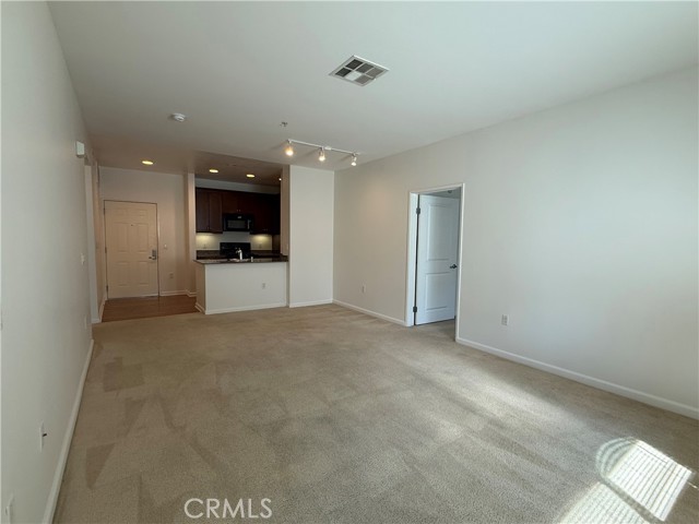 2252 Scholarship, Irvine CA: https://media.crmls.org/medias/7495afca-abbc-492d-9a0b-5f2f3e025218.jpg